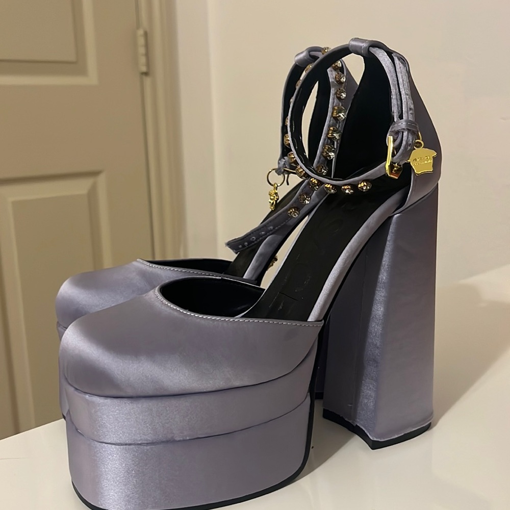 Purple Medusa Heel Pump